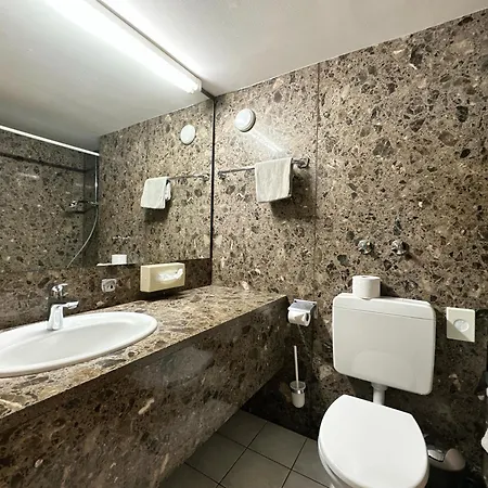 Parkhotel Luise Ξενοδοχείο